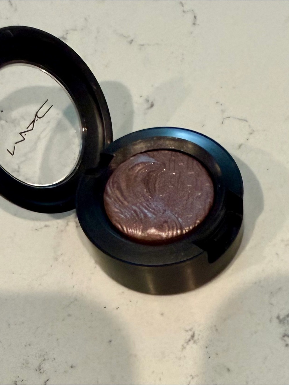BRAND NEW/Unused MAC Cosmetics Shimmering Baked Eyeshadow “Stolen Moment” - Picture 2 of 7